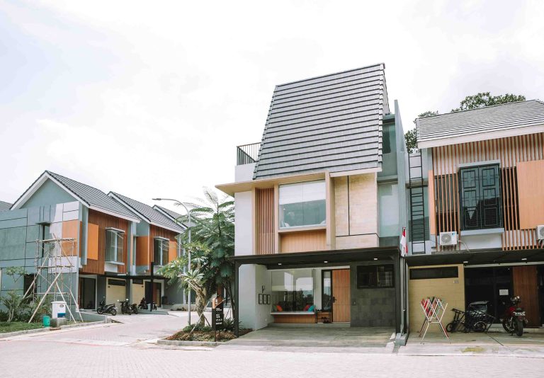lake home serpong
